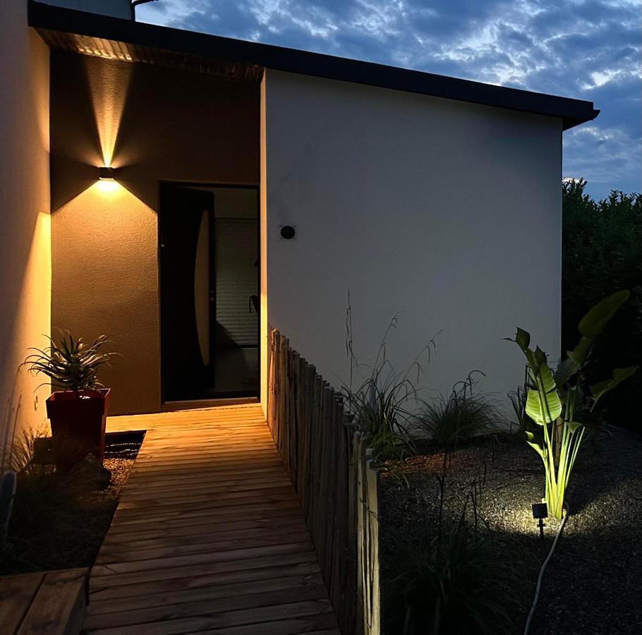 Studio&Spa La Discrète Saint-Évarzec Exterior foto
